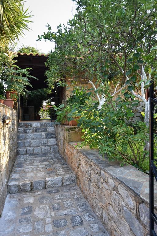 Villa Onar A Stone House With Amazing View สตูปา ภายนอก รูปภาพ